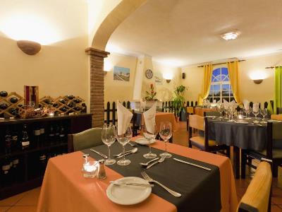 restaurant 1 - hotel colina village - carvoeiro, portugal