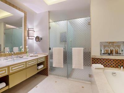 bathroom - hotel marsa malaz kempinski, the pearl - doha - doha, qatar