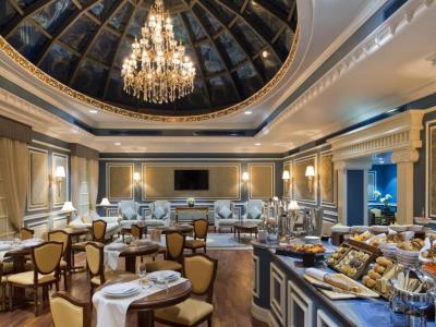 restaurant - hotel warwick doha - doha, qatar