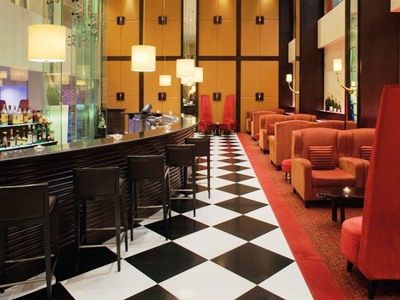 bar - hotel radisson blu doha - doha, qatar