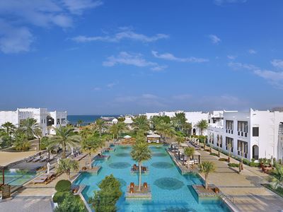 exterior view - hotel sharq village and spa - doha, qatar