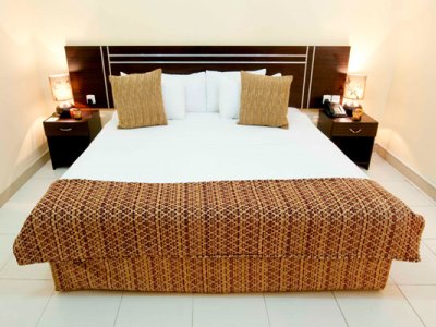 bedroom - hotel la villa - doha, qatar
