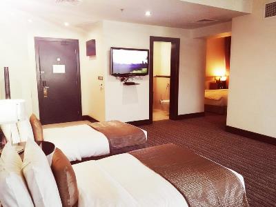 bedroom 2 - hotel safir doha - doha, qatar