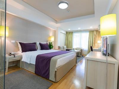 bedroom - hotel hotel m - belgrade, serbia