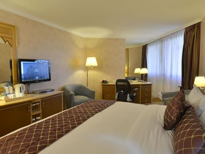 bedroom 6 - hotel intercontinental al jubail - al jubail, saudi arabia