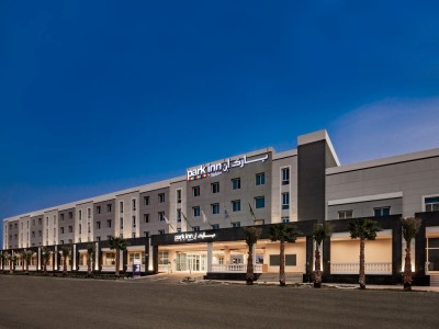 exterior view - hotel park inn radisson jubail industrial city - al jubail, saudi arabia
