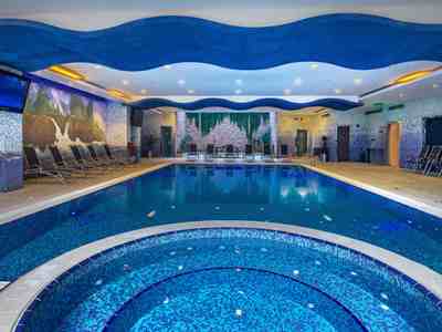 indoor pool - hotel mercure al khobar hotel - al khobar, saudi arabia