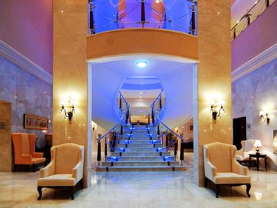 lobby - hotel mercure al khobar hotel - al khobar, saudi arabia