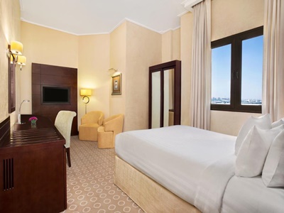 bedroom 2 - hotel doubletree by hilton hotel dhahran - al khobar, saudi arabia