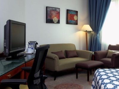 standard bedroom 2 - hotel holiday inn al khobar - al khobar, saudi arabia
