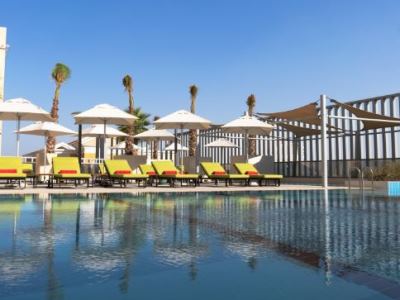 outdoor pool - hotel dana rayhaan by rotana - dammam, saudi arabia
