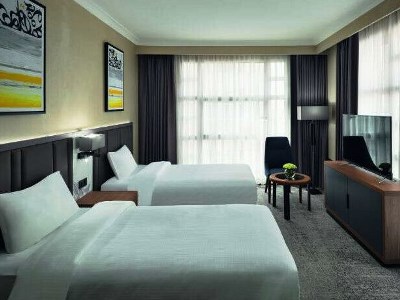 bedroom 1 - hotel anwar al madinah movenpick - medina, saudi arabia