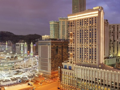 exterior view - hotel hilton suites makkah - mecca, saudi arabia