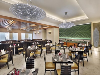 restaurant - hotel hilton suites makkah - mecca, saudi arabia
