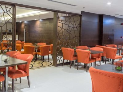 café - hotel m hotel makkah by millennium - mecca, saudi arabia