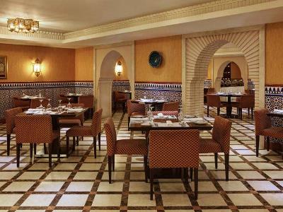 restaurant - hotel le meridien towers makkah - mecca, saudi arabia