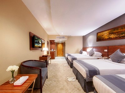 bedroom 1 - hotel al safwah royale orchid - mecca, saudi arabia