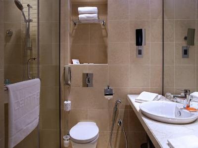 bathroom - hotel centro waha - riyadh, saudi arabia