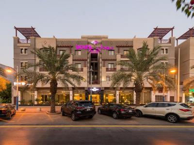 exterior view - hotel boudl al qasr - riyadh, saudi arabia