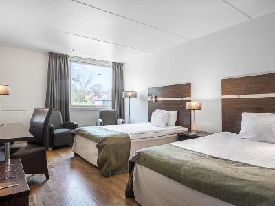 bedroom 1 - hotel quality hotel winn - gothenburg, sweden