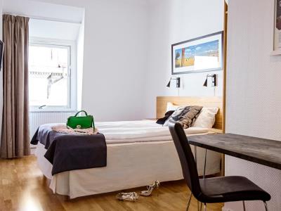 bedroom - hotel scandic stortorget - malmo, sweden