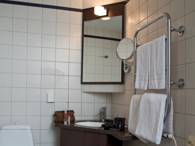 bathroom - hotel profilhotels central - stockholm, sweden