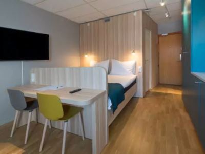bedroom - hotel scandic kista - kista, sweden