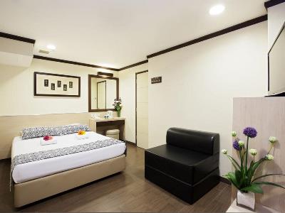 bedroom 3 - hotel 81 fuji - singapore, singapore