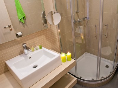 bathroom - hotel astoria - bled, slovenia