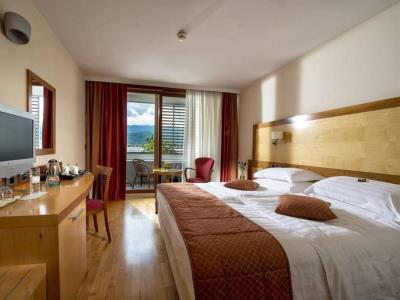 bedroom 1 - hotel hotel lovec bled - bled, slovenia