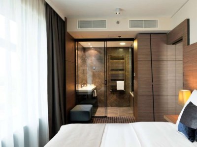 bedroom 1 - hotel radisson blu plaza - ljubljana, slovenia