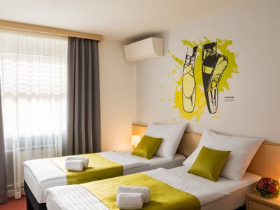 standard bedroom 1 - hotel orel - maribor, slovenia