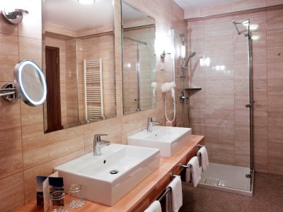 bathroom - hotel wellness hotel apollo - portoroz, slovenia
