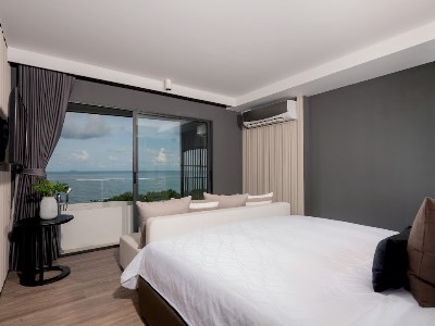 bedroom 8 - hotel bayphere hotel pattaya - pattaya, thailand