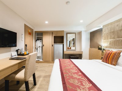 bedroom 2 - hotel adelphi - pattaya, thailand