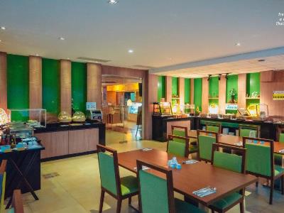 restaurant - hotel centara pattaya - pattaya, thailand