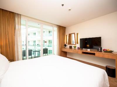 bedroom 2 - hotel centara nova hotel and spa pattaya - pattaya, thailand
