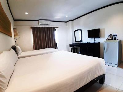 bedroom - hotel golden tulip essential pattaya - pattaya, thailand