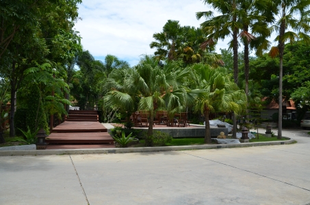 gardens - hotel inrawadee resort pattaya - pattaya, thailand