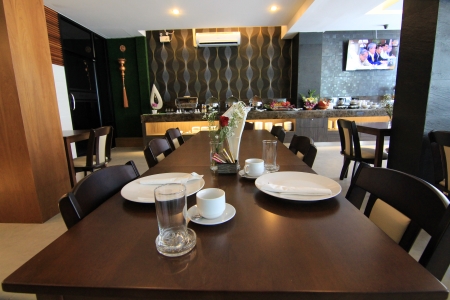 restaurant 3 - hotel inn residence serviced suites - pattaya, thailand