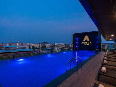 outdoor pool - hotel acqua - pattaya, thailand