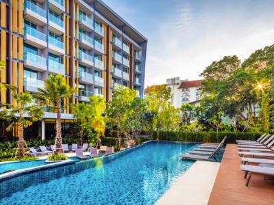 outdoor pool 1 - hotel amber pattaya - pattaya, thailand