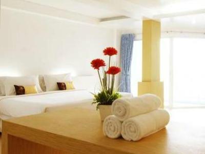 bedroom 2 - hotel dragon beach resort - pattaya, thailand