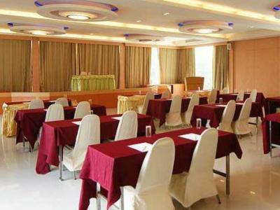 conference room - hotel dragon beach resort - pattaya, thailand