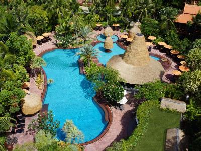 outdoor pool 1 - hotel anantara hua hin resort - hua hin, thailand