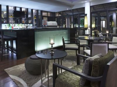 bar - hotel le meridien chiang rai resort - chiang rai, thailand