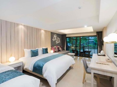 bedroom 1 - hotel khaolak emerald beach resort and spa - khao lak, thailand