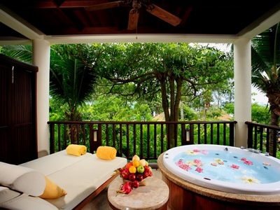 deluxe room 6 - hotel centara grand beach resort and villas - krabi, thailand