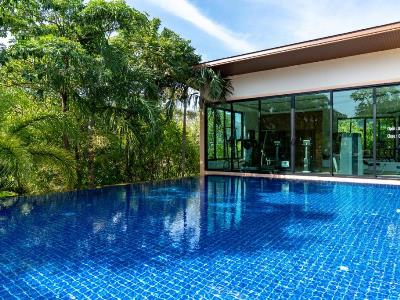 outdoor pool - hotel avani ao nang cliff krabi resort - krabi, thailand