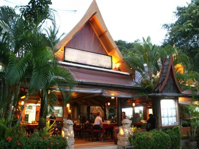 restaurant - hotel l resort - krabi, thailand